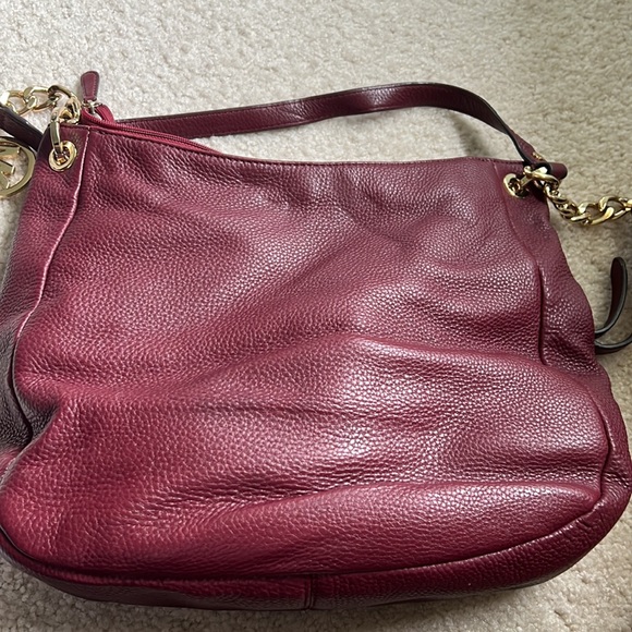 Red leather MK crossbody! - Picture 5 of 5